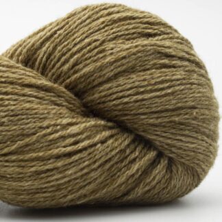 BC Garn Bio Balance Sh 06 Moss is a GOTS certified Organic sport weight yarn, a blend of 55%wool/45%cotton with a melange finish.