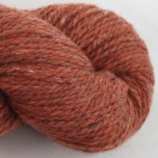BC Garn Loch Lomond Sh09 Copper, organic pure wool with tweed nubs in a dk/worsted weight. Perfect for knitting colour work.