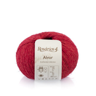 Rosários 4 Alvor. A 50/50 blend of wool and linen making it the perfect choice for garments that keep you warm in winter and cool in summer.